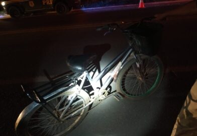 Ciclista é atropelada por motociclista na BR 101 em Teixeira: Condutor foge e mulher é socorrida ao hospital