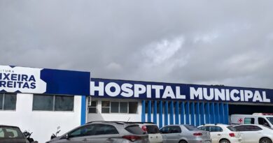 PARABÉNS A TODA EQUIPE MÉDICA, ENFERMEIRAS DO HOSPITAL MUNICIPAL DE TEIXEIRA DE FREITAS – BA. QUE TRABALHARAM PARA SALVAR AS VIDAS DAS VÍTIMAS DO TRISTE ACIDENTE NO ÔNIBUS COM TURISTAS DO RIO DE JANEIRO NA BR. 101